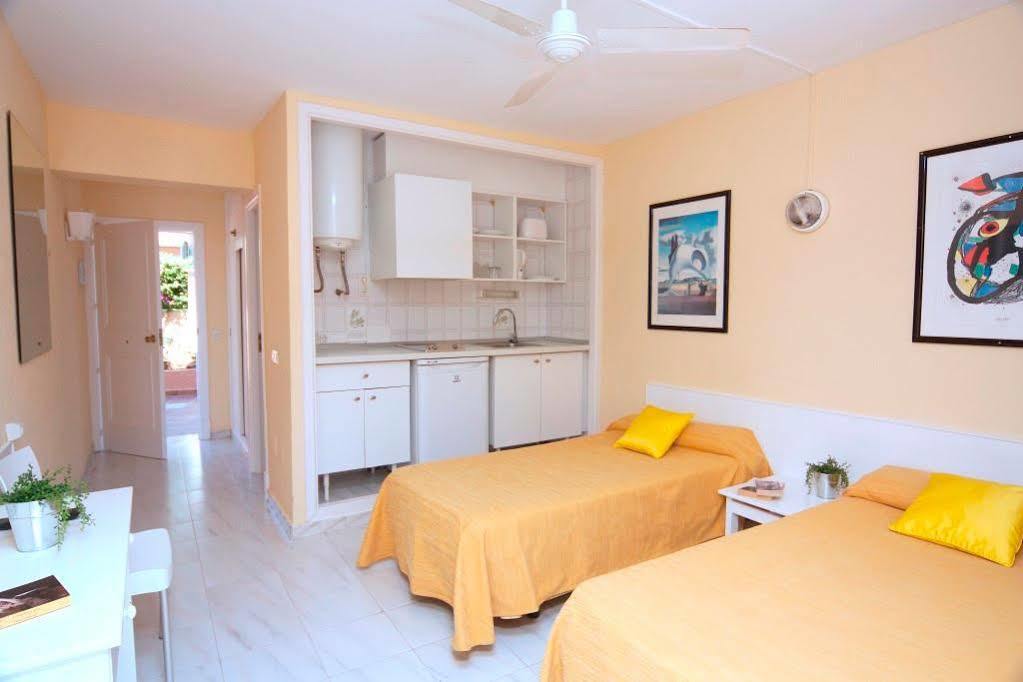 Palmanova Naika Studios & Apartments מראה חיצוני תמונה
